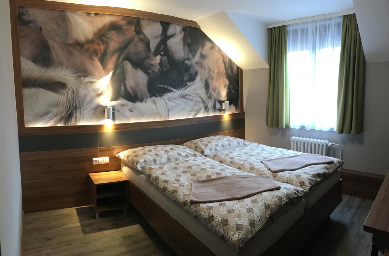 Hotel U Kone 베로운 외부 사진