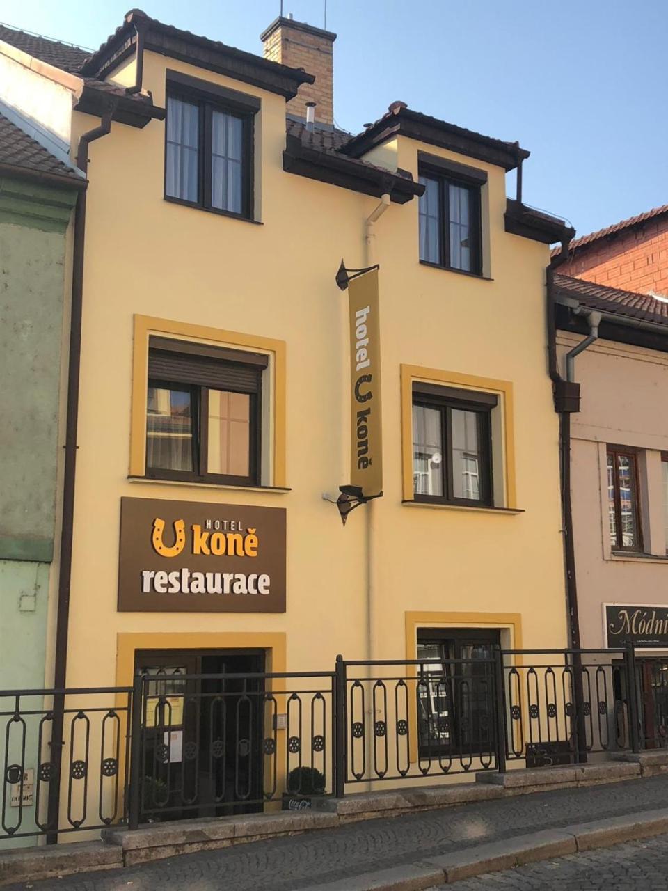 Hotel U Kone 베로운 외부 사진